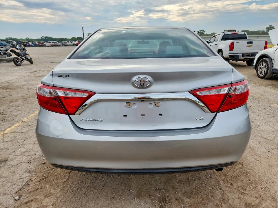 60712416 :رقم المزاد ، 4T1BF1FK5GU178183 vin ، 2016 Toyota Camry مزاد بيع