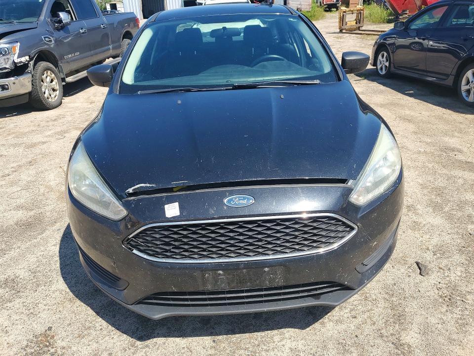 2015 Ford Focus მანქანა იყიდება აუქციონზე, vin: 1FADP3E27FL290520, აუქციონის ნომერი: 61312426