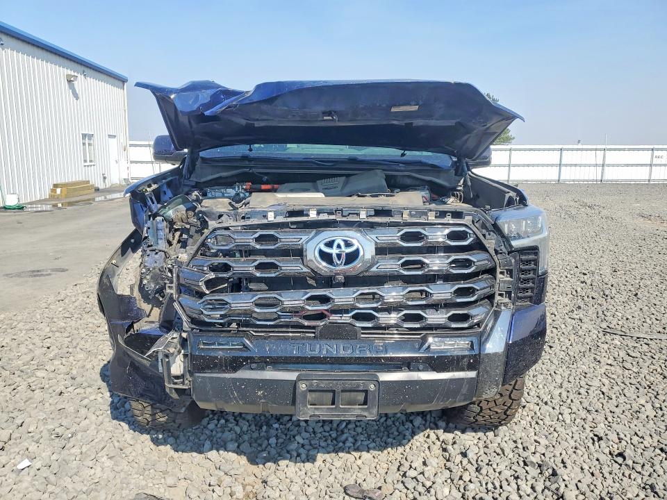 Продажа на аукционе авто 2024 Toyota Tundra, vin: 5TFNC5DB6RX053683, номер лота: 61550576
