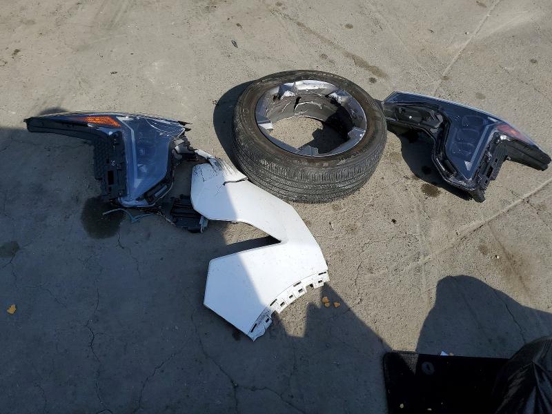 2025 Kia K4 მანქანა იყიდება აუქციონზე, vin: 3KPFT4DE6SE093552, აუქციონის ნომერი: 61951546
