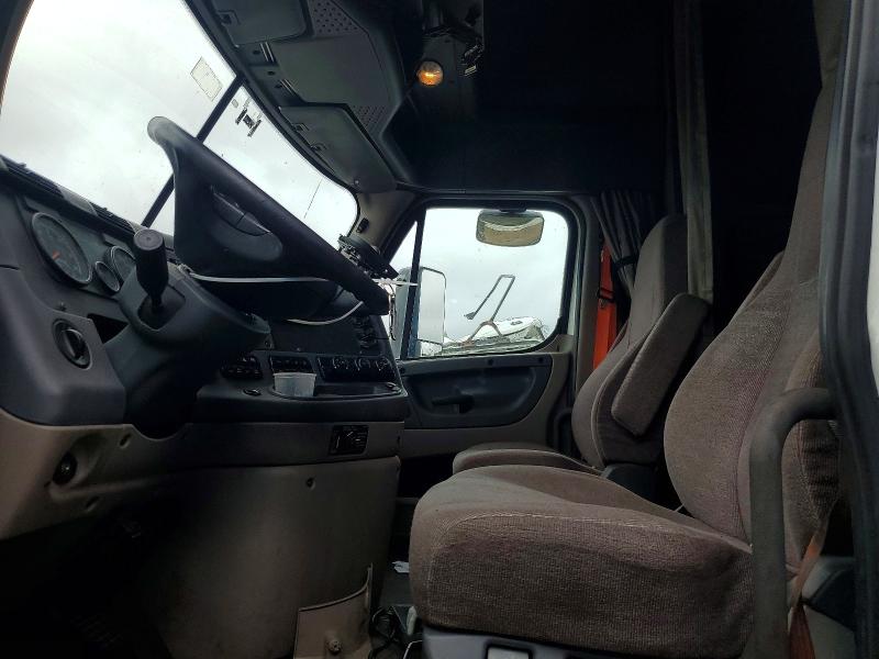 2019 Freightliner Cascadia 125 მანქანა იყიდება აუქციონზე, vin: 1FUJGLDR0KLKD2968, აუქციონის ნომერი: 60617876
