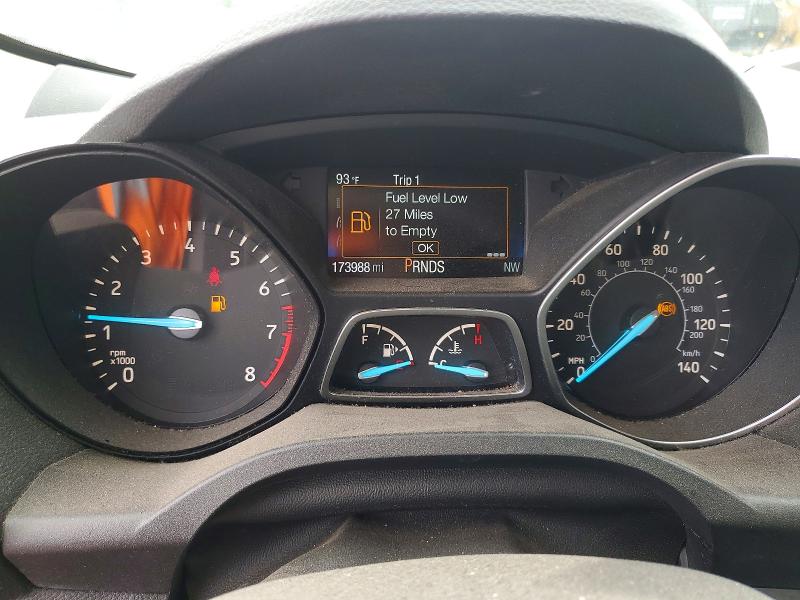 Продаж на аукціоні авто 2017 Ford Escape, vin: 1FMCU0F75HUD07492, номер лоту: 61577446
