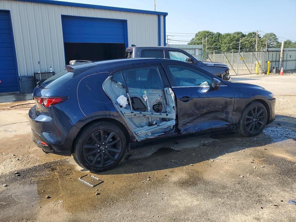 61909776 :رقم المزاد ، JM1BPAKM8R1722172 vin ، 2024 Mazda 3 مزاد بيع