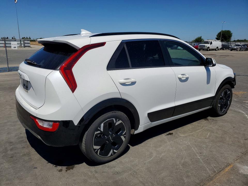 2023 Kia Niro მანქანა იყიდება აუქციონზე, vin: KNDCR3L19P5026053, აუქციონის ნომერი: 60488596