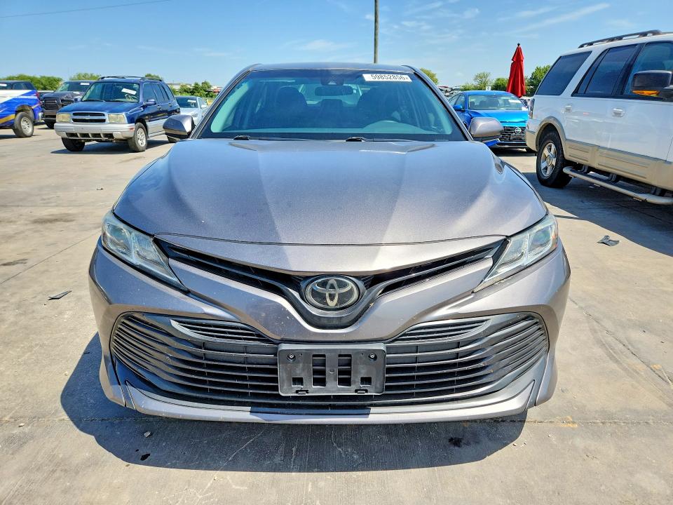 Aukcja sprzedaży 2018 Toyota Camry, vin: 4T1B11HK2JU628407, numer aukcji: 59852856