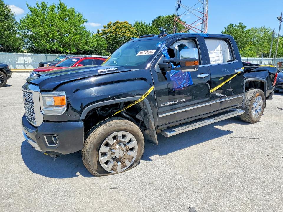 59912636 :رقم المزاد ، 1GT42YEY5JF243150 vin ، 2018 Gmc Sierra مزاد بيع