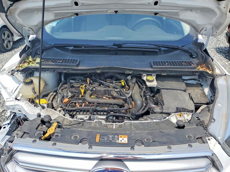 62181286 :رقم المزاد ، 1FMCU0GD8HUB61786 vin ، 2017 Ford Escape مزاد بيع