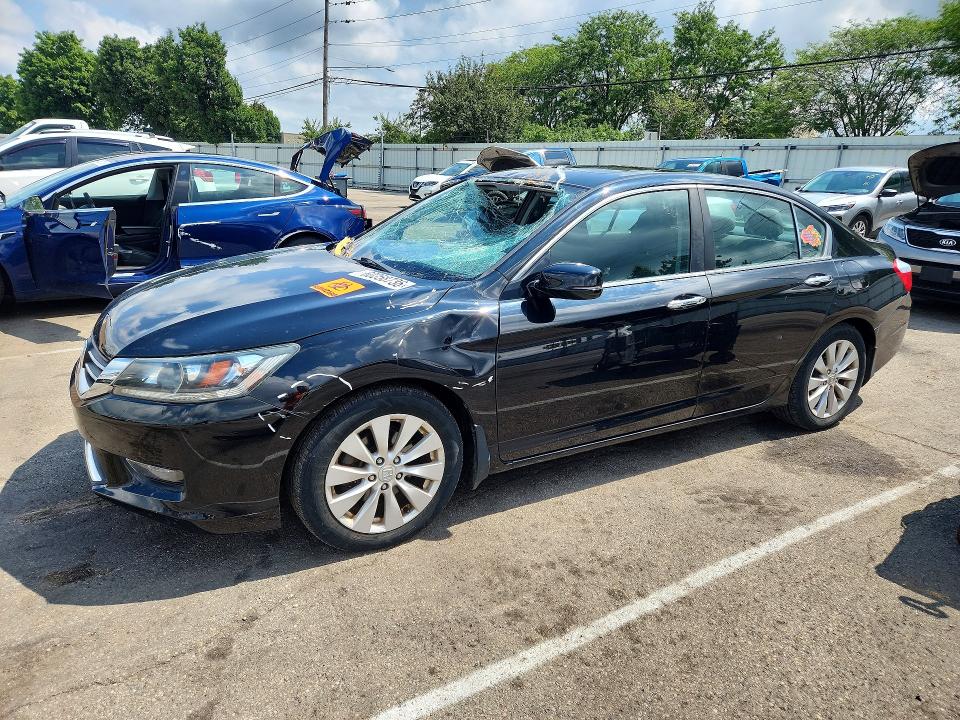 Продажа на аукционе авто 2015 Honda Accord, vin: 1HGCR2F79FA218560, номер лота: 60358736