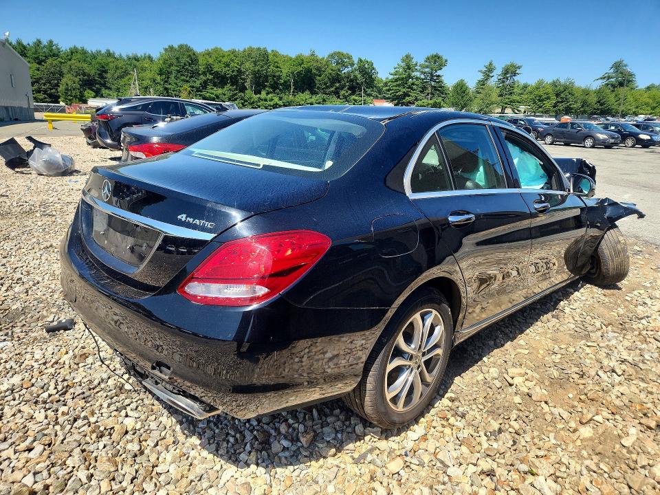 61287916 :رقم المزاد ، 55SWF4KB9JU238929 vin ، 2018 Mercedes-benz C مزاد بيع