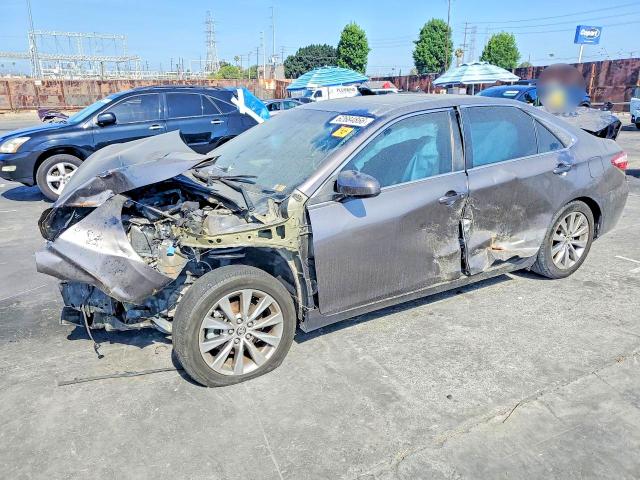2015 Toyota Camry მანქანა იყიდება აუქციონზე, vin: 4T1BF1FK3FU909322, აუქციონის ნომერი: 62684866