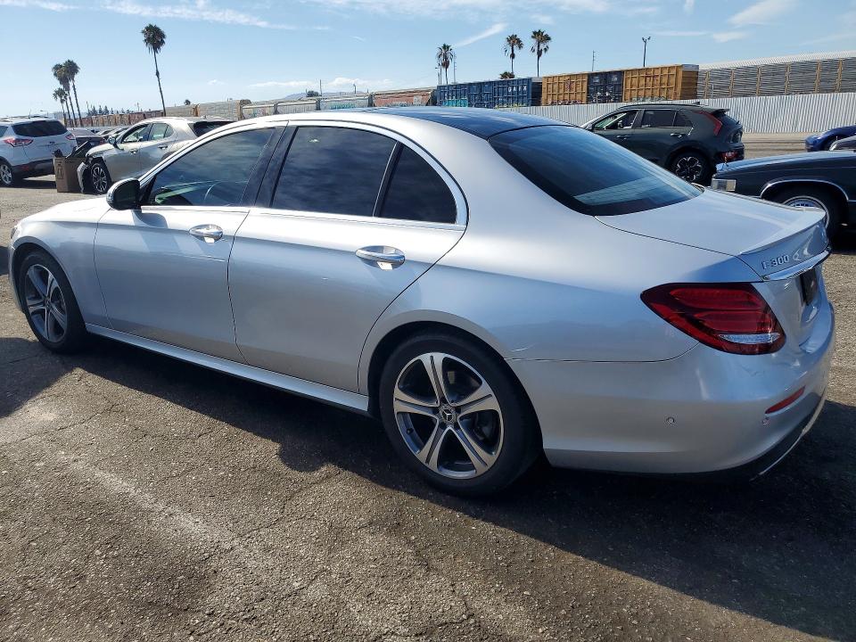 Продажа на аукционе авто 2017 Mercedes-benz E, vin: WDDZF4JB9HA166624, номер лота: 61578756