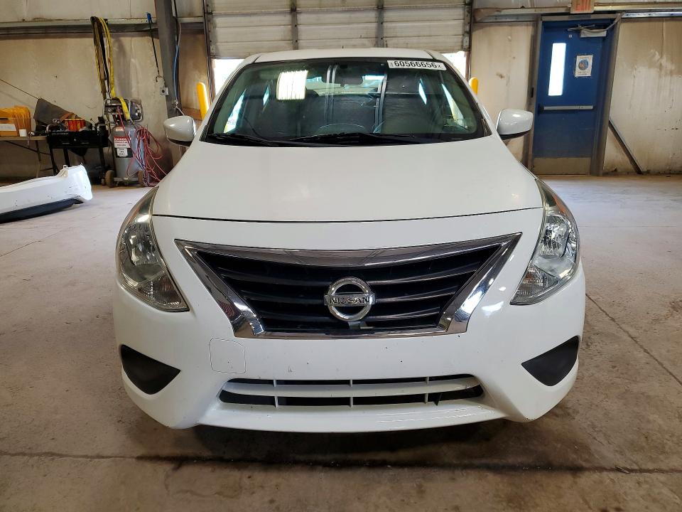 60566656 :رقم المزاد ، 3N1CN7AP2HL840110 vin ، 2017 Nissan Versa مزاد بيع