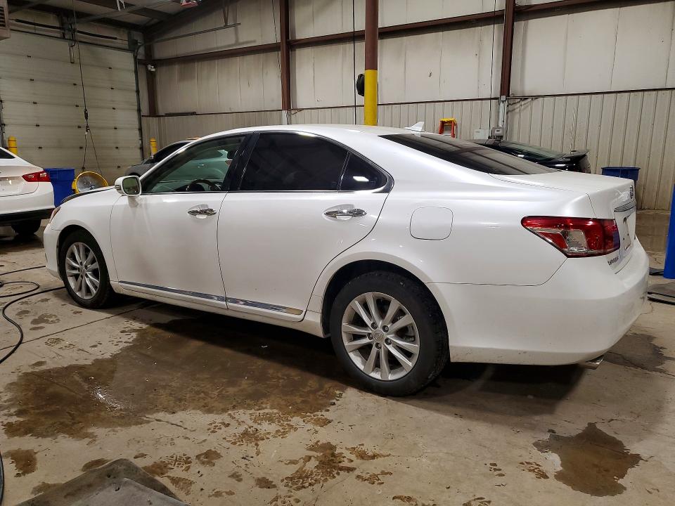 61001396 :رقم المزاد ، JTHBK1EG3A2345588 vin ، 2010 Lexus Es مزاد بيع