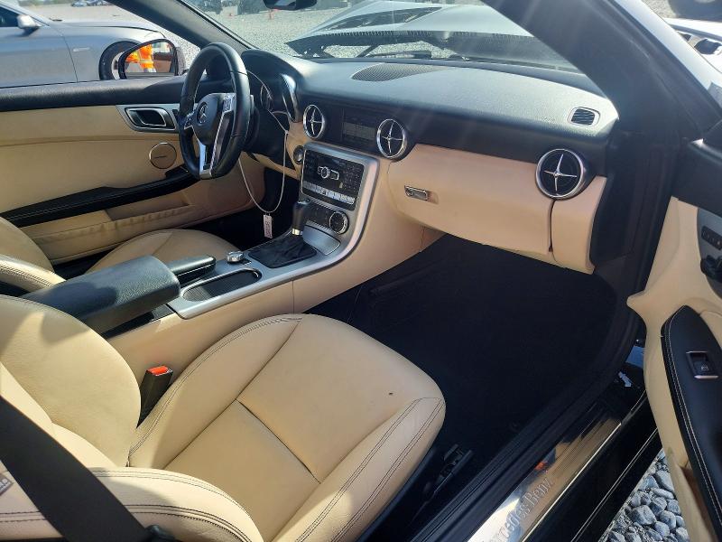 60415366 :رقم المزاد ، WDDPK4HA3DF058528 vin ، 2013 Mercedes-benz Slk مزاد بيع