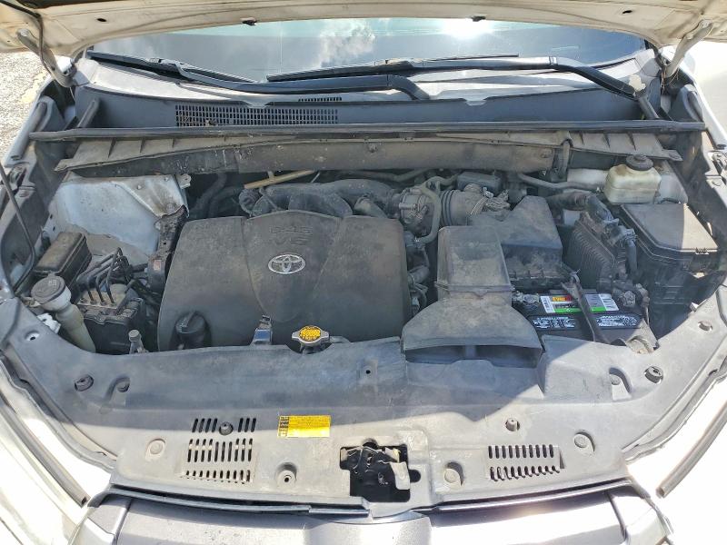 62475636 :رقم المزاد ، 5TDKZRFH1HS519857 vin ، 2017 Toyota Highlander مزاد بيع