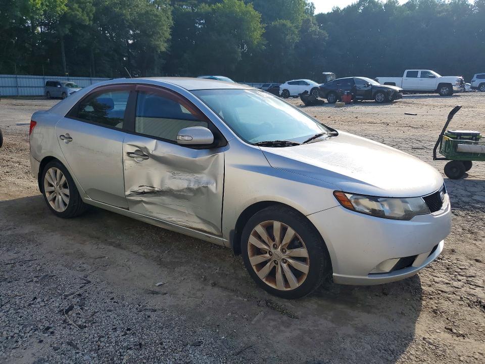 2010 Kia Forte მანქანა იყიდება აუქციონზე, vin: KNAFW4A37A5288481, აუქციონის ნომერი: 61375646