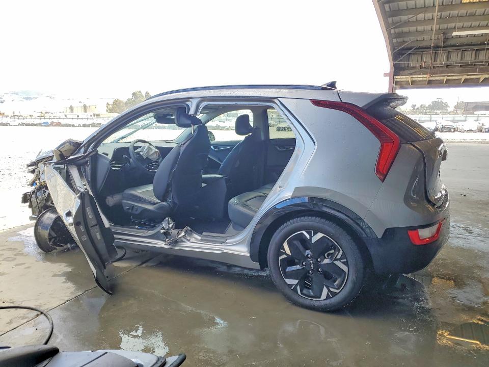 2023 Kia Niro მანქანა იყიდება აუქციონზე, vin: KNDCR3L19P5045847, აუქციონის ნომერი: 59902986