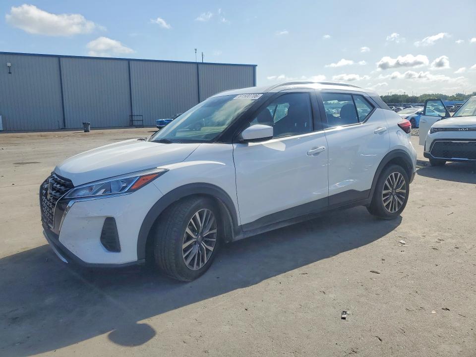61500706 :رقم المزاد ، 3N1CP5CV0ML530946 vin ، 2021 Nissan Kicks مزاد بيع
