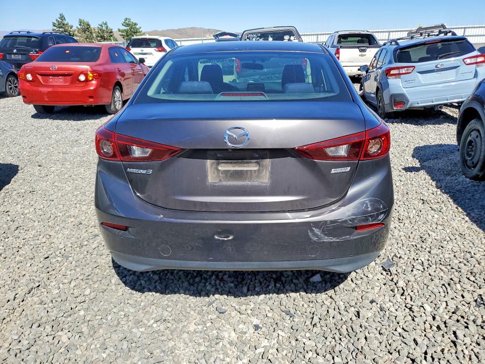 63012886 :رقم المزاد ، 3MZBN1U78HM116222 vin ، 2017 Mazda 3 مزاد بيع