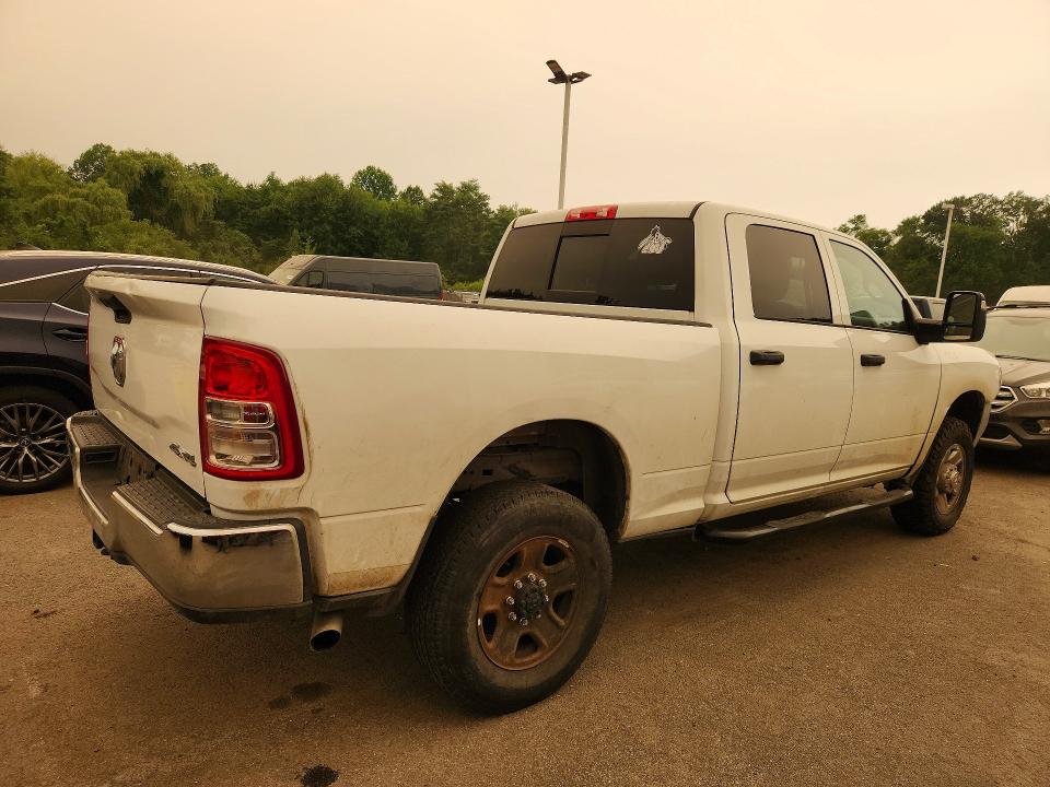 61473656 :رقم المزاد ، 3C6UR5CJ3RG125695 vin ، 2024 Ram 2500 مزاد بيع