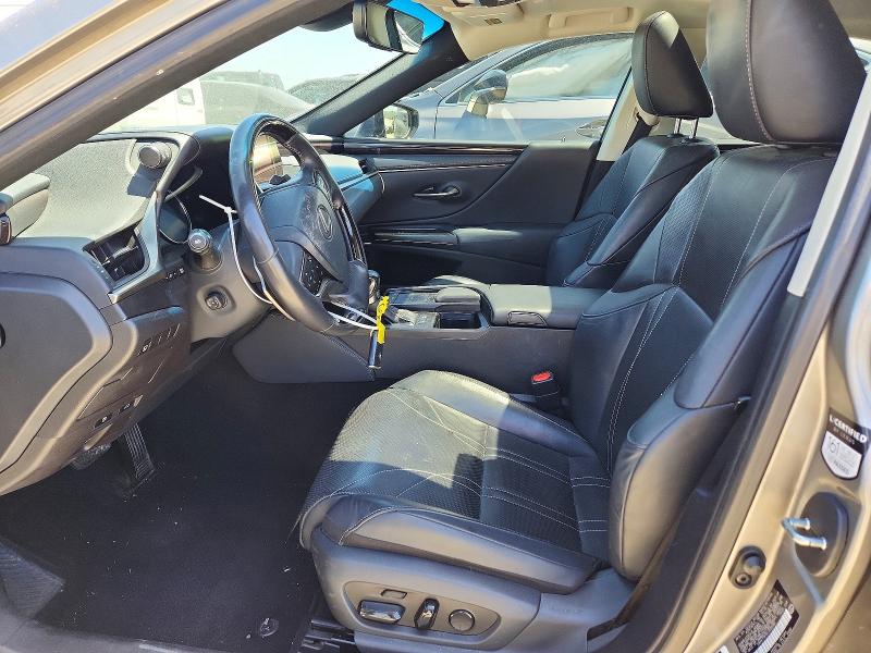 61844796 :رقم المزاد ، 58AE21B12LU005164 vin ، 2020 Lexus Es مزاد بيع