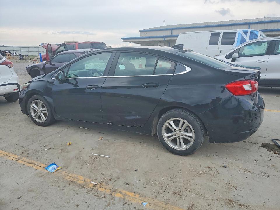 Продаж на аукціоні авто 2018 Chevrolet Cruze, vin: 1G1BE5SM0J7152174, номер лоту: 59816336