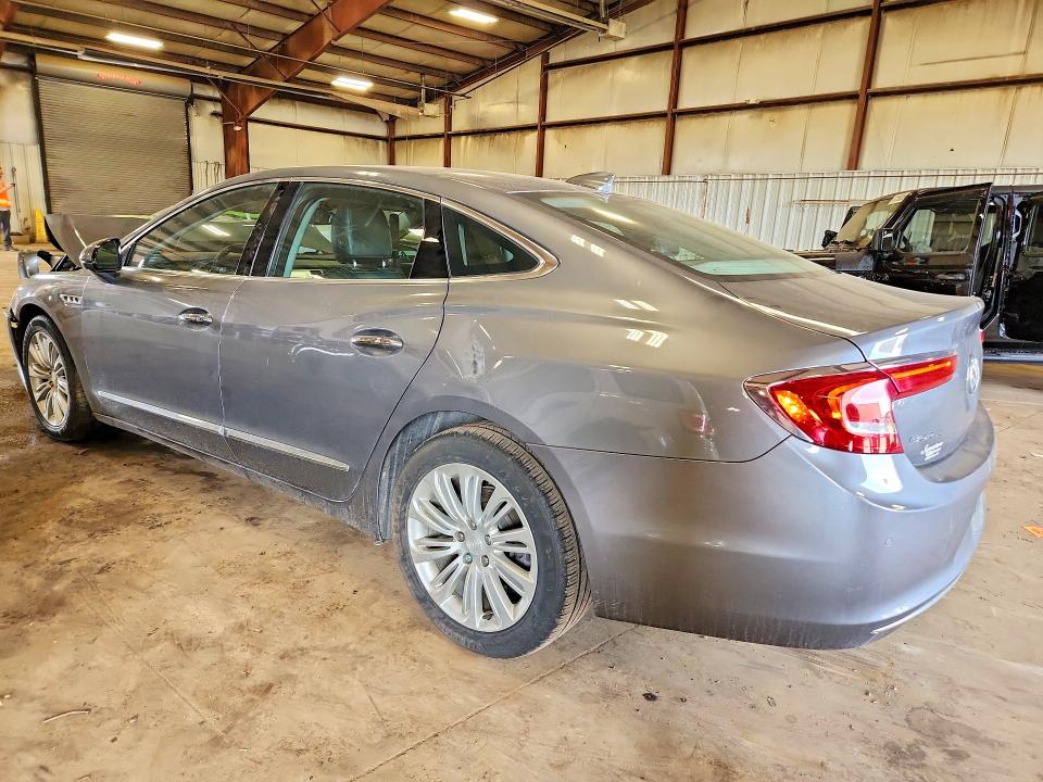 60999576 :رقم المزاد ، 1G4ZR5SZ8JU147016 vin ، 2018 Buick Lacrosse مزاد بيع