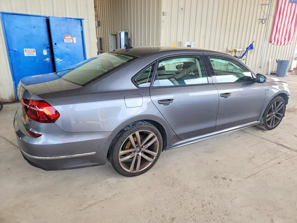 2018 Volkswagen Passat მანქანა იყიდება აუქციონზე, vin: 1VWAA7A39JC027245, აუქციონის ნომერი: 60673186