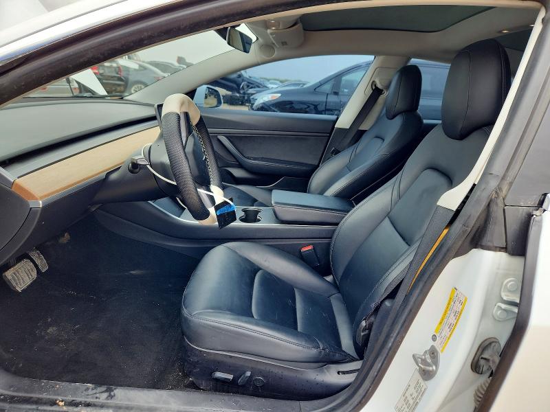 60550926 :رقم المزاد ، 5YJ3E1EA2LF590598 vin ، 2020 Tesla Model 3 مزاد بيع