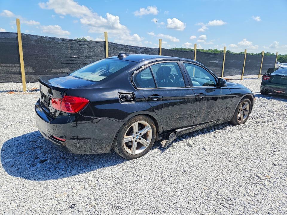 60525986 :رقم المزاد ، WBA3A5C52DF601280 vin ، 2013 Bmw 328 مزاد بيع