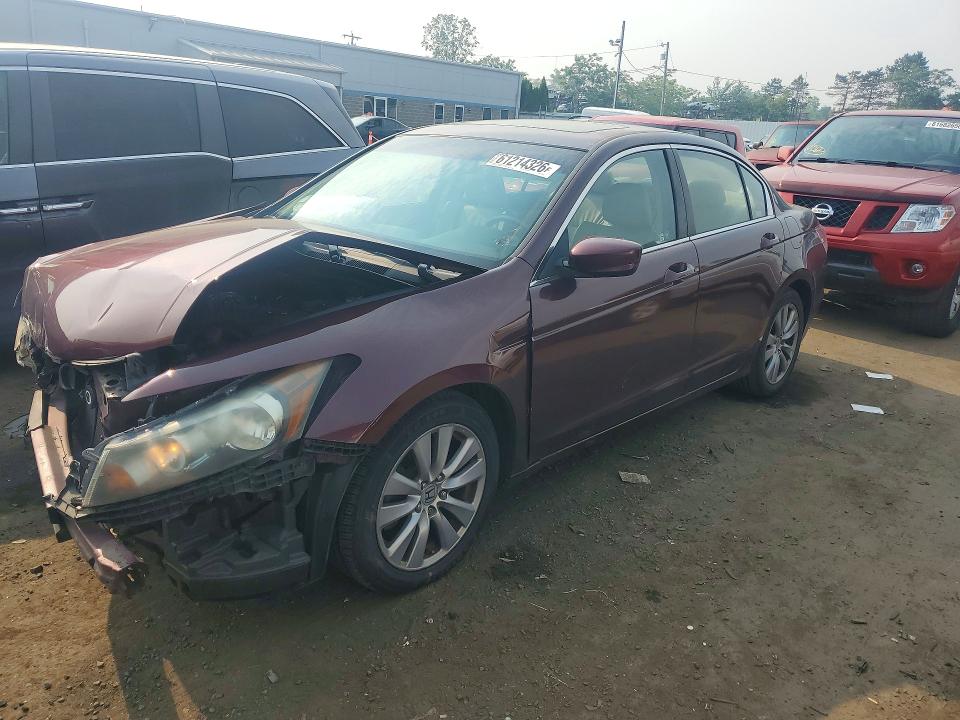 Продажа на аукционе авто 2011 Honda Accord, vin: 1HGCP2F88BA115266, номер лота: 61214326
