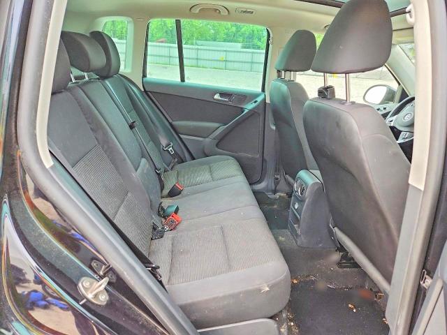 2013 Volkswagen Tiguan მანქანა იყიდება აუქციონზე, vin: WVGAV3AX7DW592000, აუქციონის ნომერი: 60319276