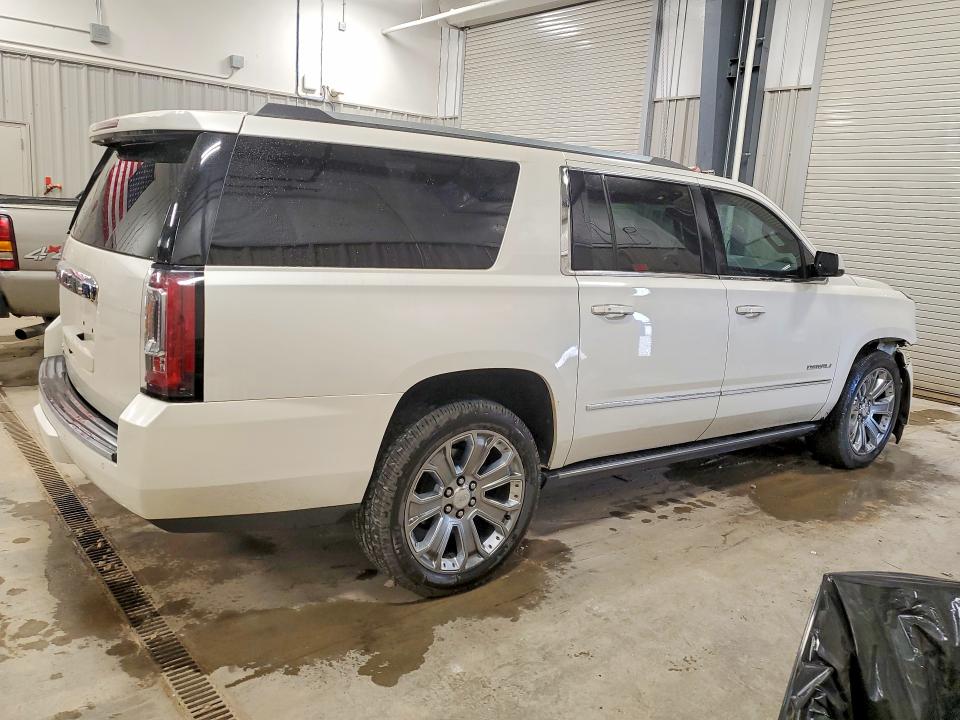 62110516 :رقم المزاد ، 1GKS2JKJ2FR222143 vin ، 2015 Gmc Yukon Xl مزاد بيع