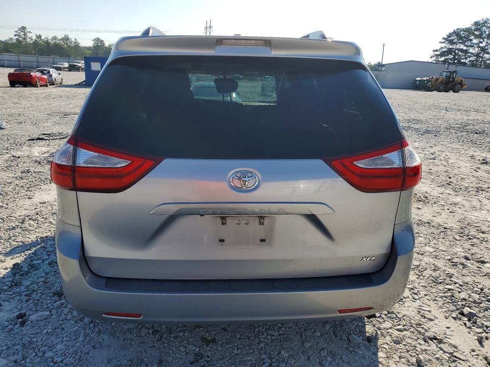 Продажа на аукционе авто 2017 Toyota Sienna, vin: 5TDYZ3DCXHS779737, номер лота: 60072976