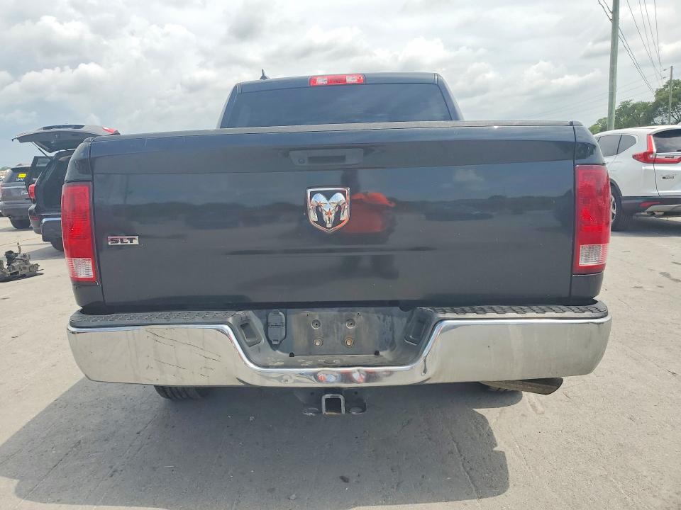 60606096 :رقم المزاد ، 1C6RR6LT4KS549124 vin ، 2019 Ram 1500 Classic مزاد بيع