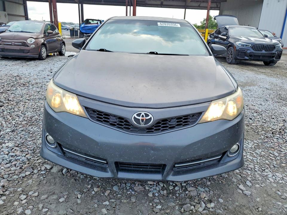 2013 Toyota Camry მანქანა იყიდება აუქციონზე, vin: 4T1BF1FK5DU228950, აუქციონის ნომერი: 62835356