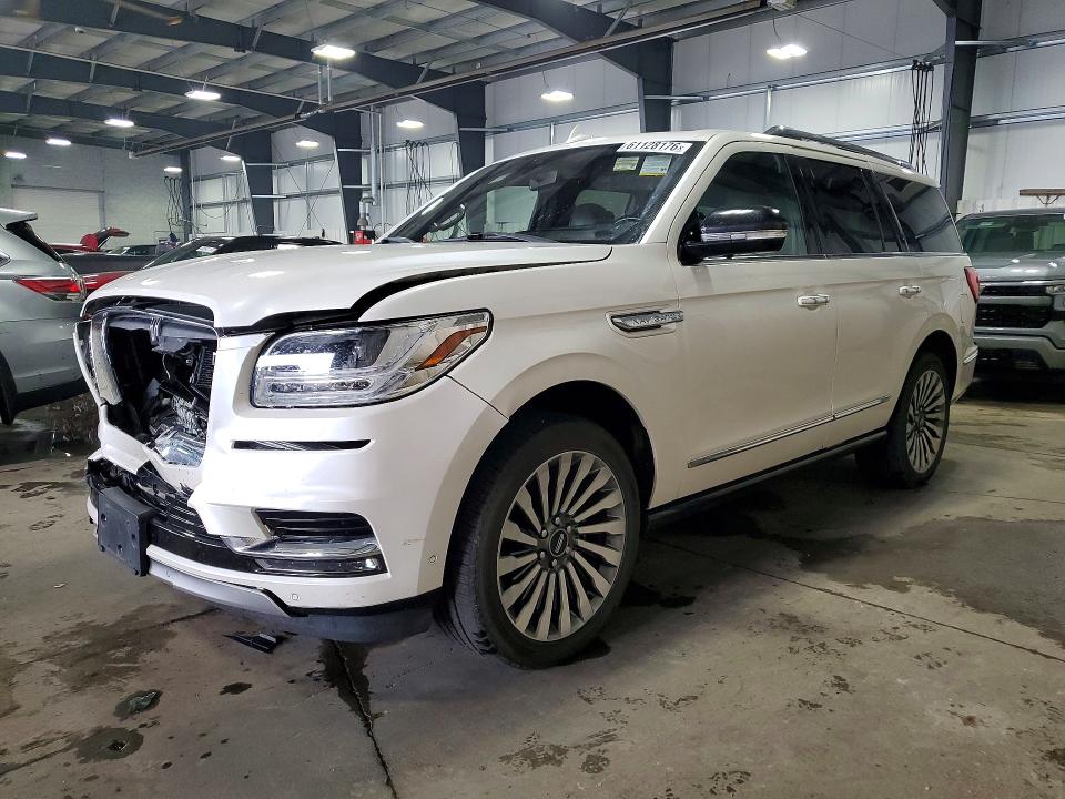 2018 Lincoln Navigator მანქანა იყიდება აუქციონზე, vin: 5LMJJ2LT3JEL02589, აუქციონის ნომერი: 61128176