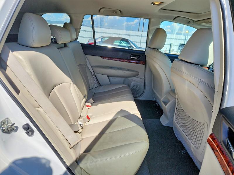 2011 Subaru Outback მანქანა იყიდება აუქციონზე, vin: 4S4BRDKC7B2364707, აუქციონის ნომერი: 62788886