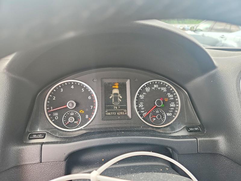 61894756 :رقم المزاد ، WVGUV7AX4HW506569 vin ، 2017 Volkswagen Tiguan مزاد بيع