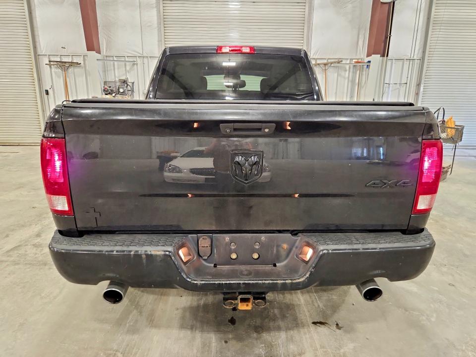 60774066 :رقم المزاد ، 3C6RR7KT7GG183908 vin ، 2016 Ram 1500 مزاد بيع