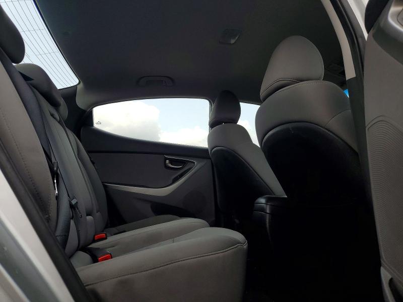 62409166 :رقم المزاد ، 5NPDH4AE8CH069988 vin ، 2012 Hyundai Elantra مزاد بيع