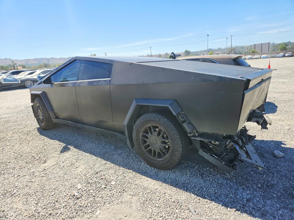 63382736 :رقم المزاد ، 7G2CEHED5RA043797 vin ، 2024 Tesla Cybertruck مزاد بيع