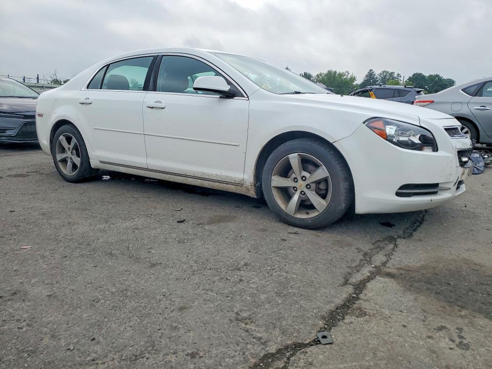 62799236 :رقم المزاد ، 1G1ZC5E1XBF213947 vin ، 2011 Chevrolet Malibu مزاد بيع