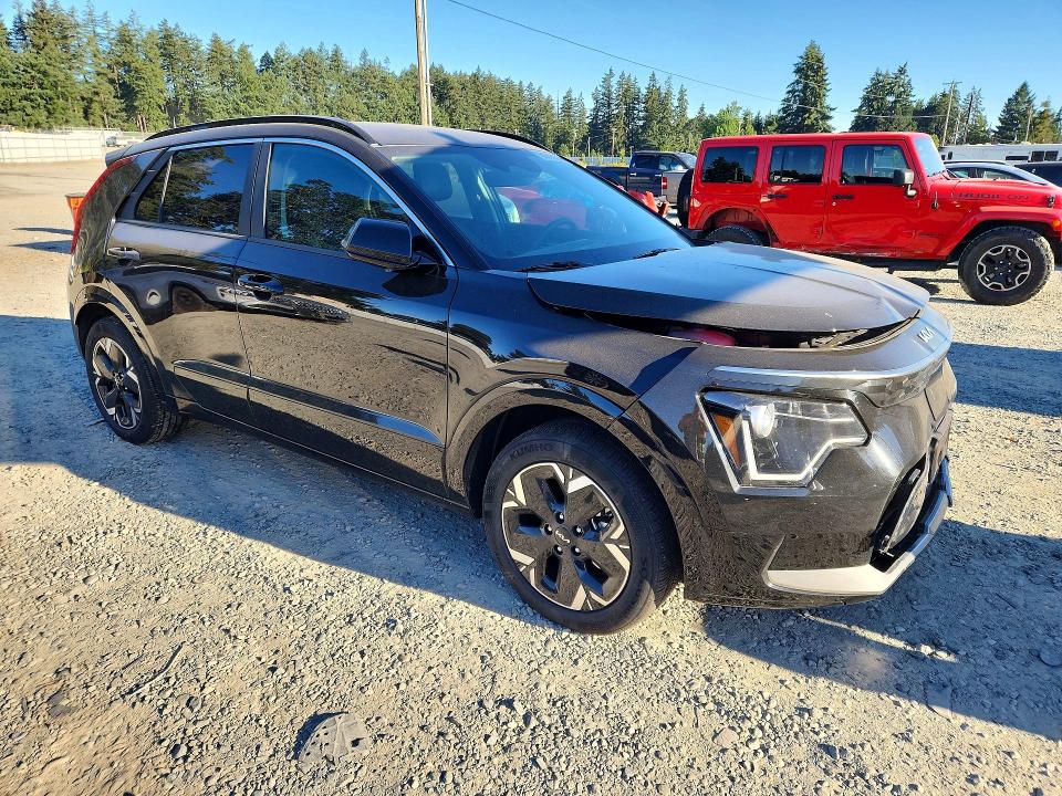 60779316 :رقم المزاد ، KNDCR3L11R5116977 vin ، 2024 Kia Niro مزاد بيع