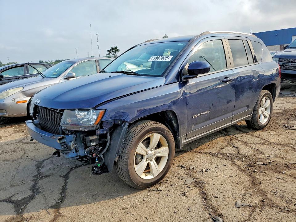 61987036 :رقم المزاد ، 1C4NJDEB6HD144161 vin ، 2017 Jeep Compass مزاد بيع