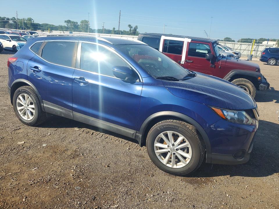 2018 Nissan Rogue Sport მანქანა იყიდება აუქციონზე, vin: JN1BJ1CR4JW254205, აუქციონის ნომერი: 60811306