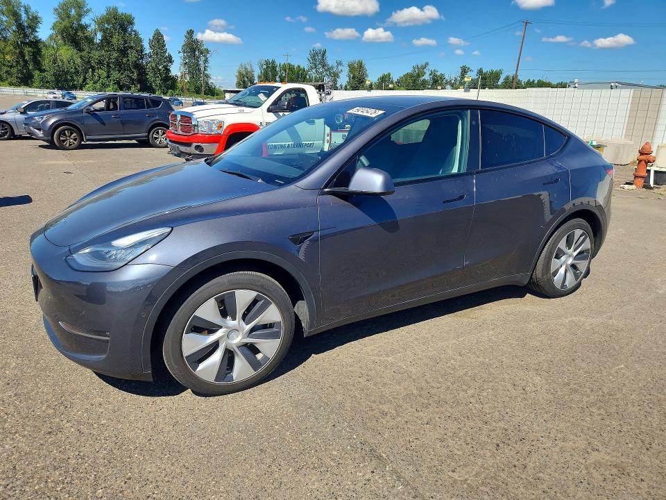 Auction sale of the 2021 Tesla Model Y, vin: 5YJYGDEE3MF229998, lot number: 59245476