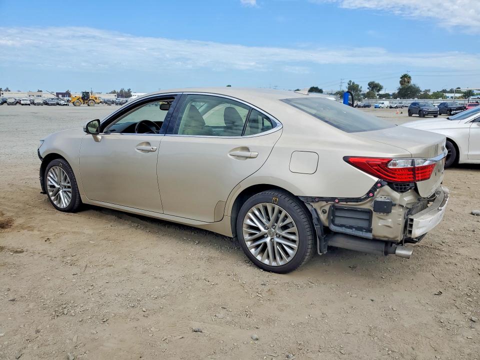 61878306 :رقم المزاد ، JTHBK1GG8D2064369 vin ، 2013 Lexus Es مزاد بيع