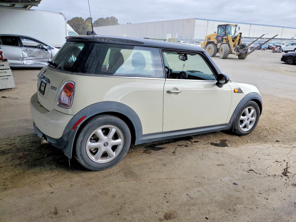 Продажа на аукционе авто 2008 Mini Cooper, vin: WMWMF33538TT64767, номер лота: 59638176