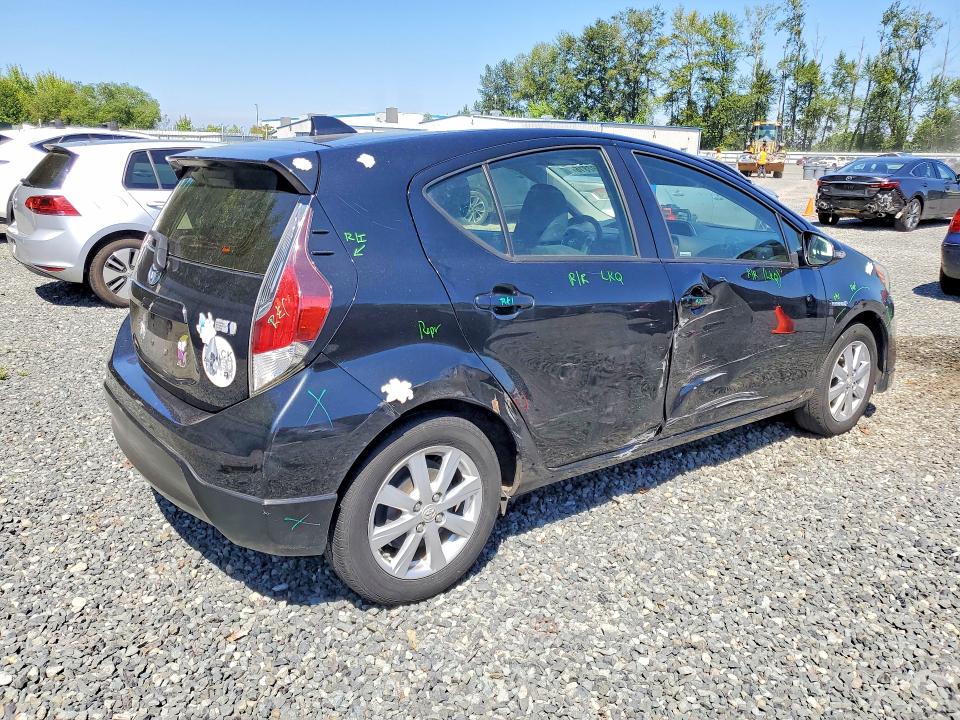 Auction sale of the 2017 Toyota Prius C, vin: JTDKDTB32H1592352, lot number: 59592816